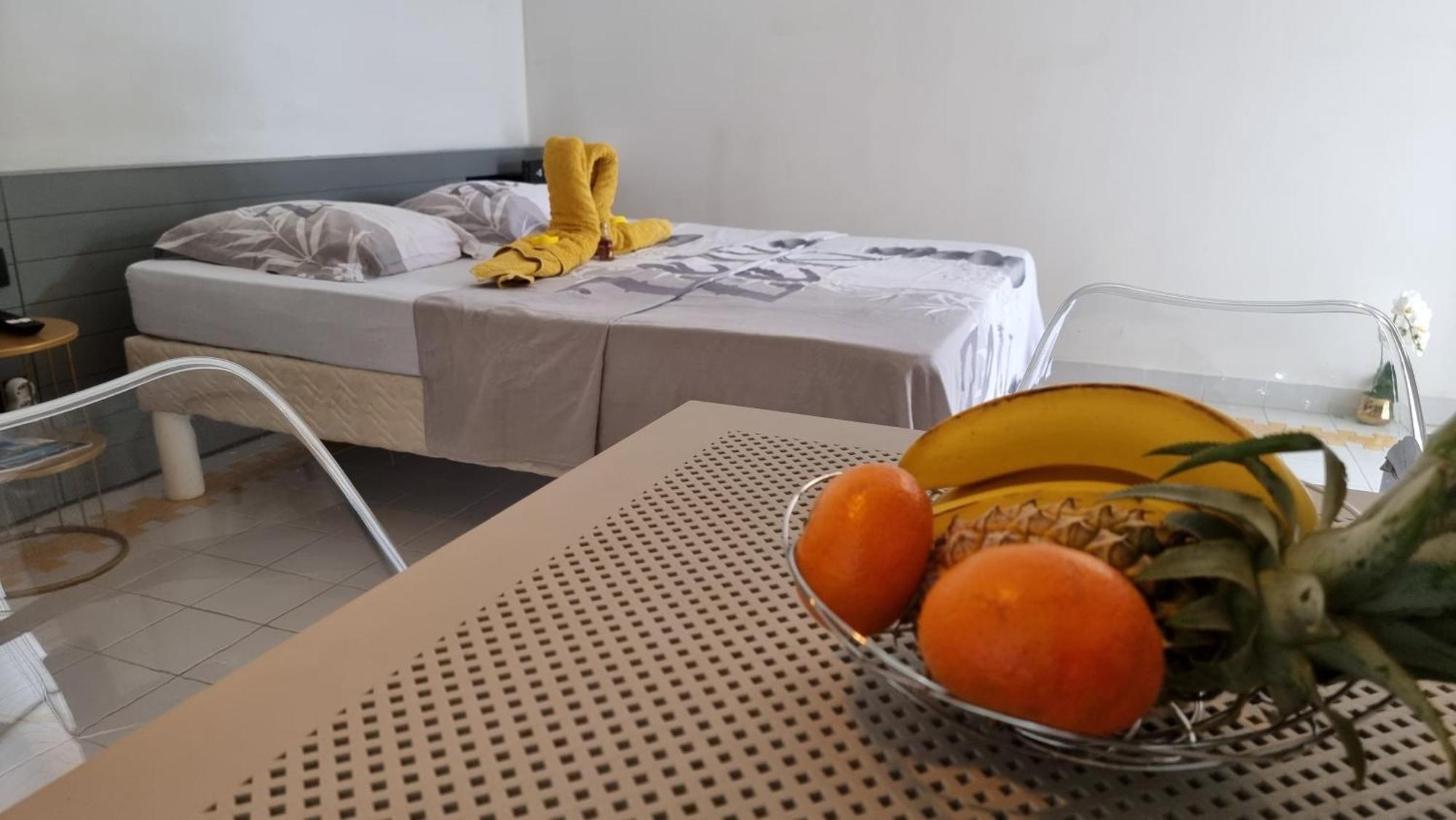 Studio Beachside Paradise Avec Citerne Tampon- Residence Manganao Saint-Francois (Grande-Terre) Exterior foto